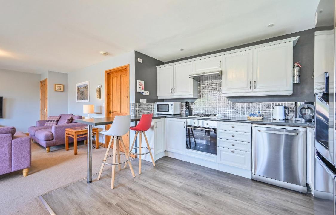 3 Bed Lodge With Ev Point Truro Exterior photo
